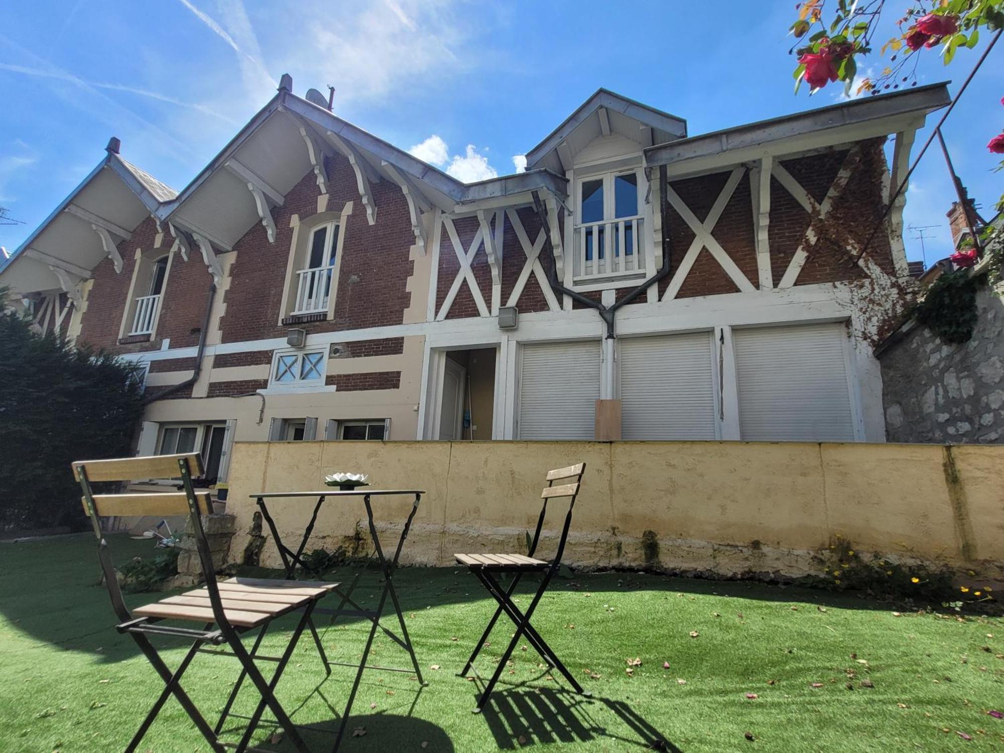 Вилла Waterlily Et Coquelicot House Вернон Экстерьер фото