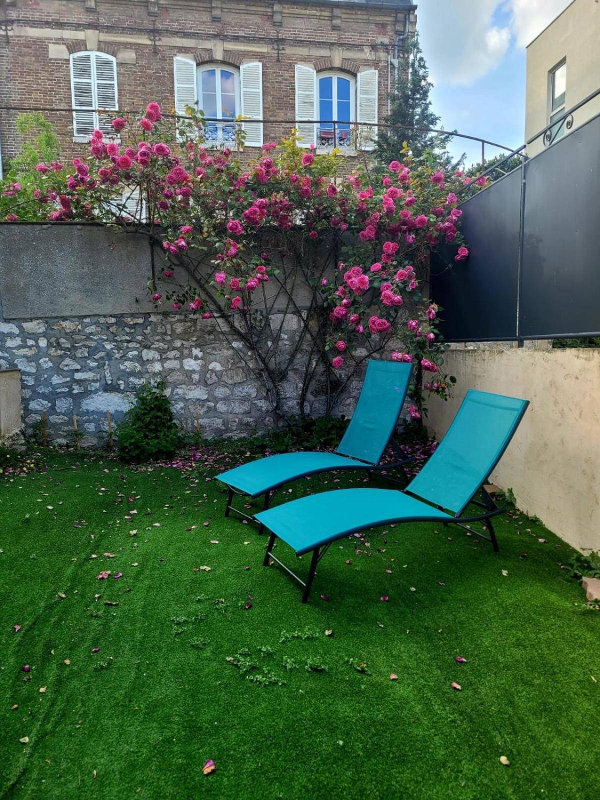 Вилла Waterlily Et Coquelicot House Вернон Экстерьер фото