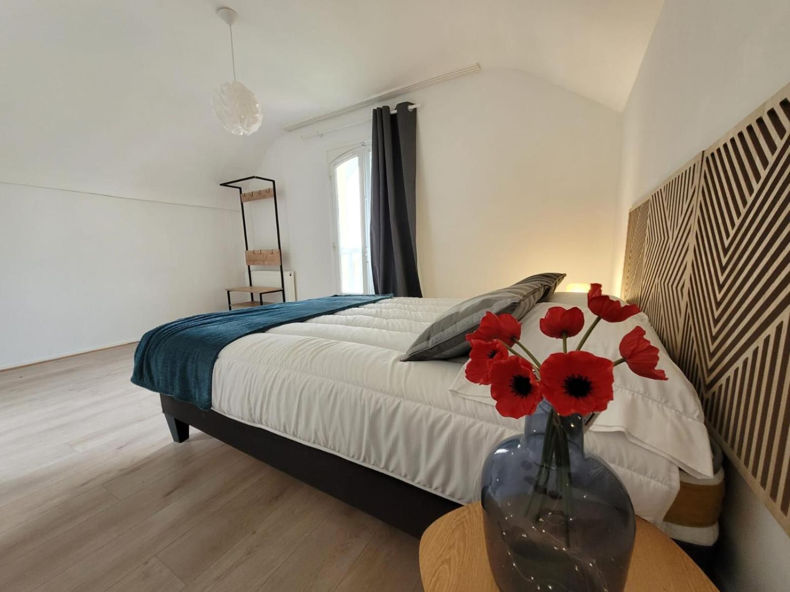 Вилла Waterlily Et Coquelicot House Вернон Экстерьер фото